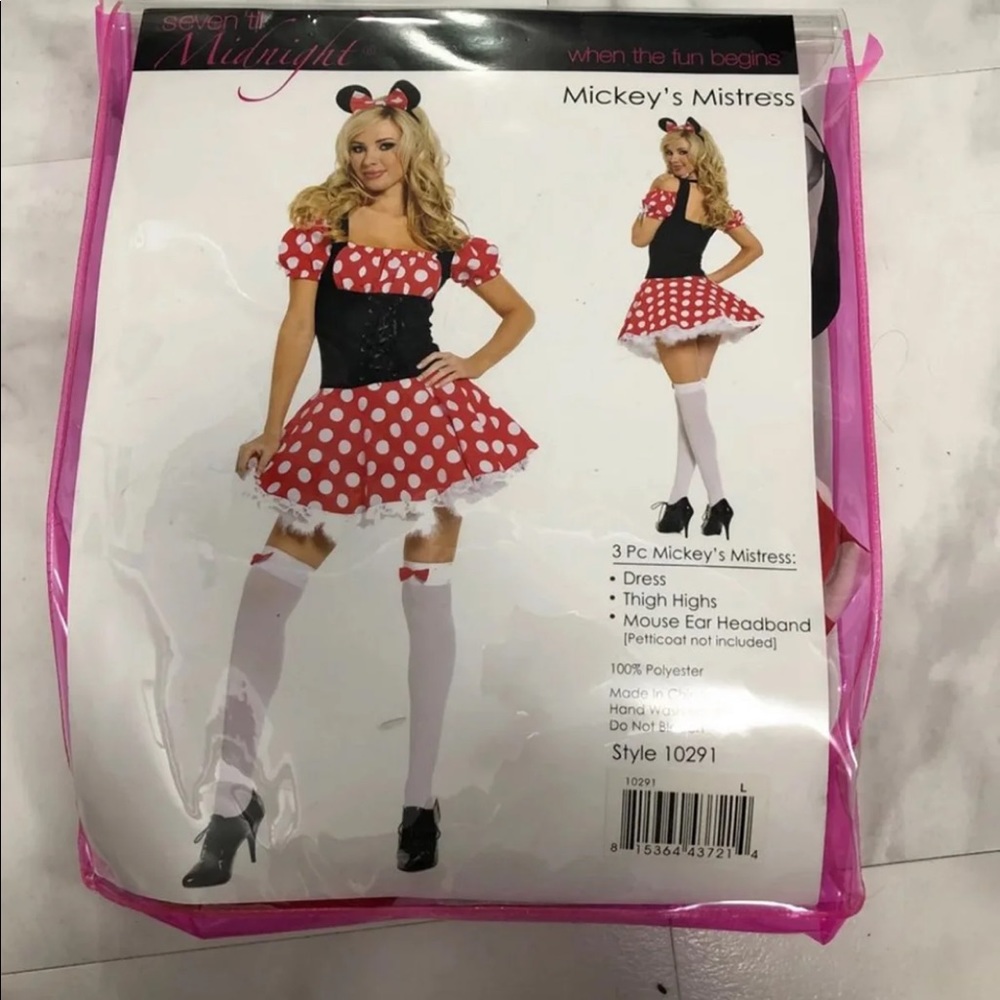 Minnie Mouse costume
